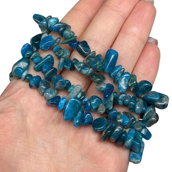 Apatite Gemstone Chips Beaded Stretch Bracelet Stone Boho Beads Blue Crystal - Picture 2 of 4